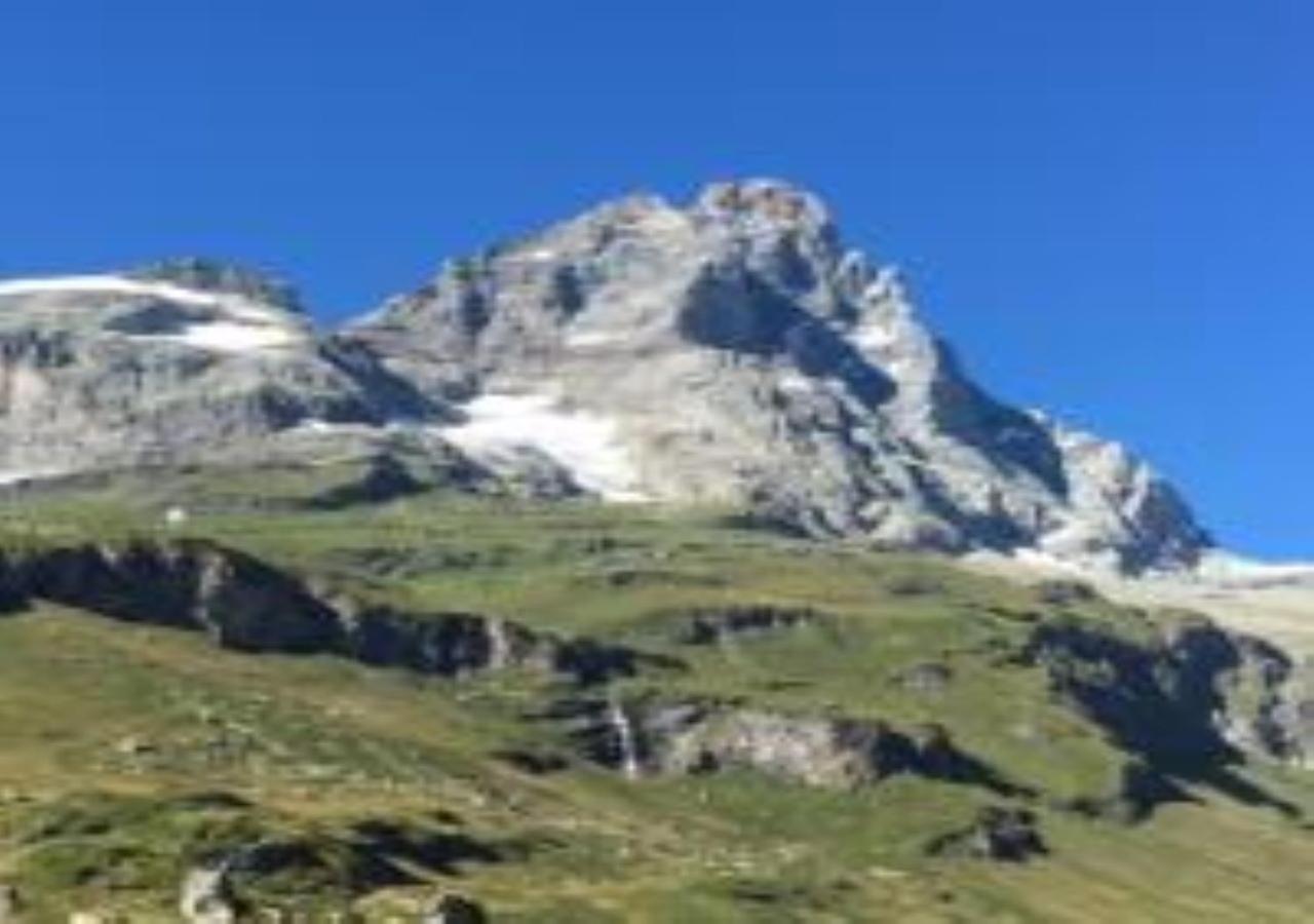 Casa Cervinia Shuss 2 Apartment เบรยล์-แชร์วิเนีย ภายนอก รูปภาพ