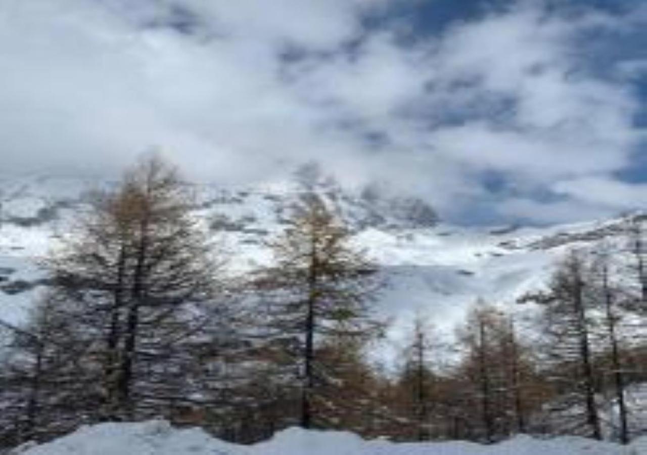Casa Cervinia Shuss 2 Apartment เบรยล์-แชร์วิเนีย ภายนอก รูปภาพ