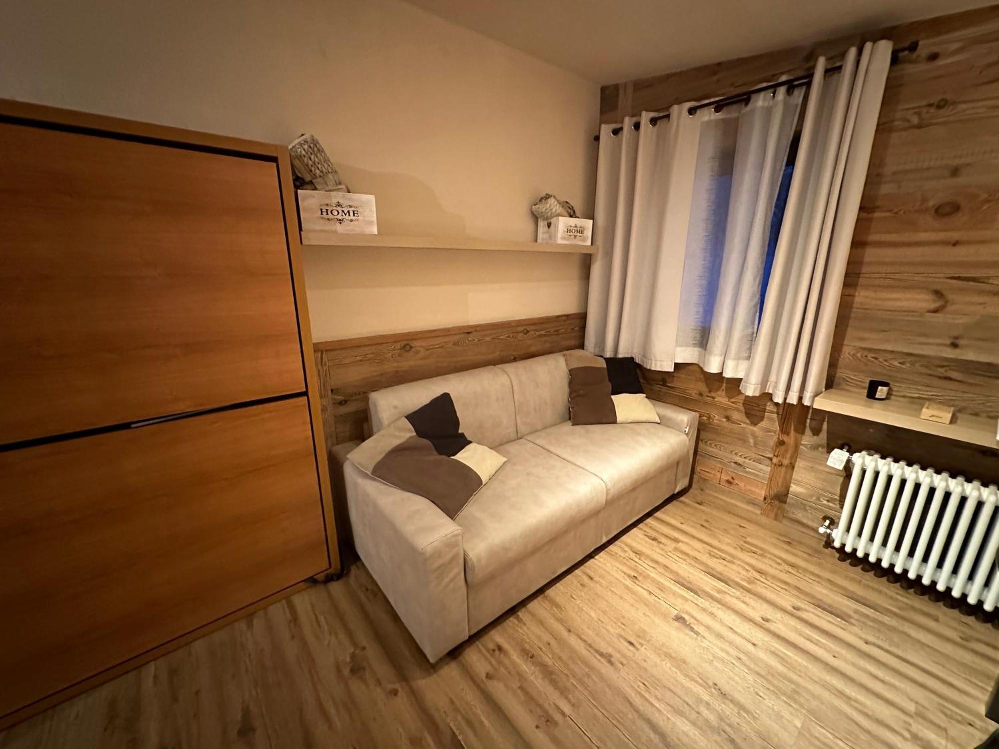 Casa Cervinia Shuss 2 Apartment เบรยล์-แชร์วิเนีย ภายนอก รูปภาพ