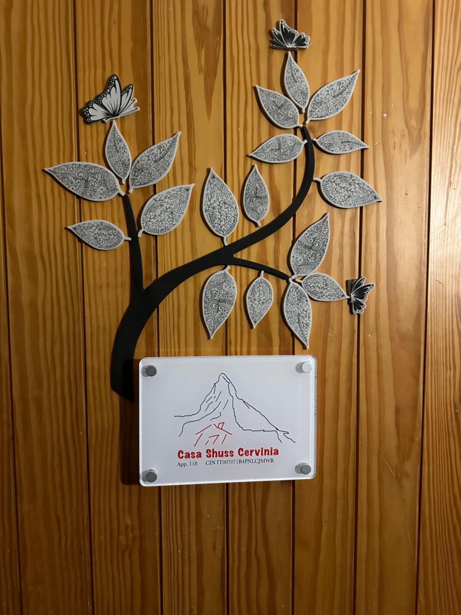 Casa Cervinia Shuss 2 Apartment เบรยล์-แชร์วิเนีย ภายนอก รูปภาพ